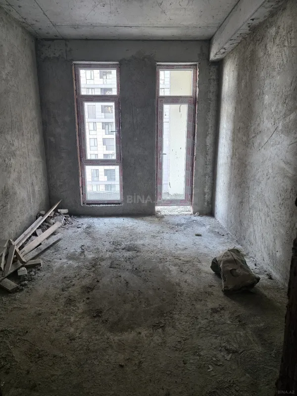 Satılır 2 otaqlı mənzil 88 m²