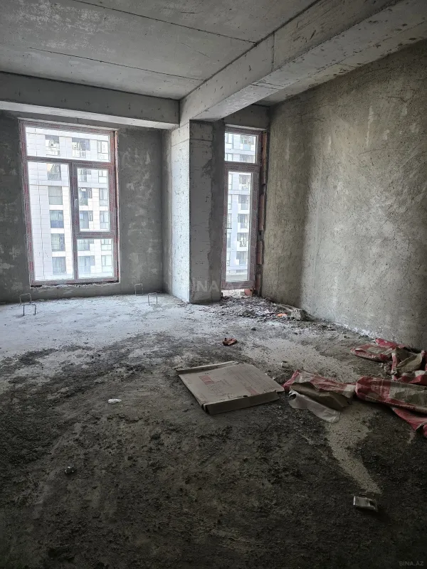 Satılır 2 otaqlı mənzil 88 m²