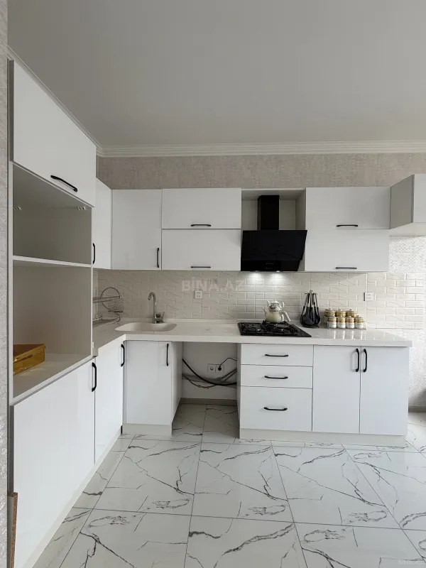 Satılır 3 otaqlı mənzil 82 m²