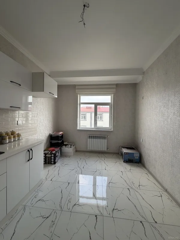 Satılır 3 otaqlı mənzil 82 m²