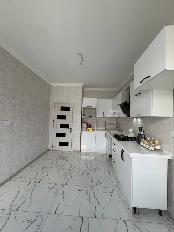 Satılır 3 otaqlı mənzil 82 m²