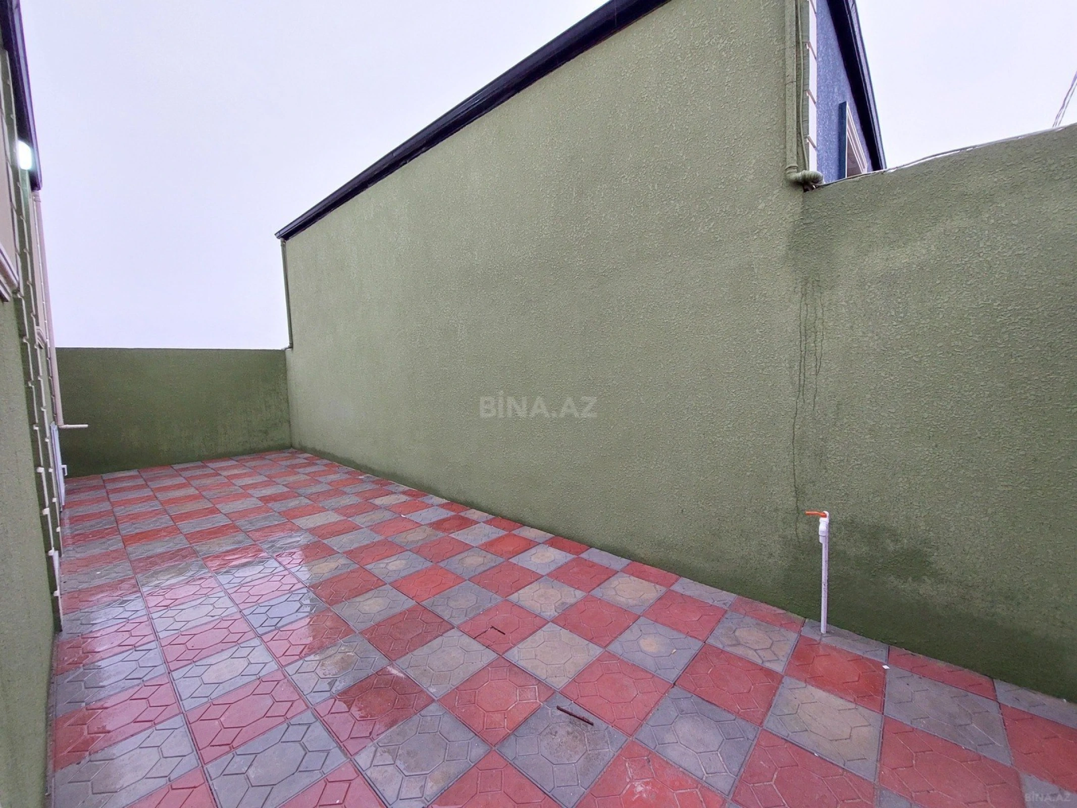 Satılır 3 otaqlı həyət evi 100 m²