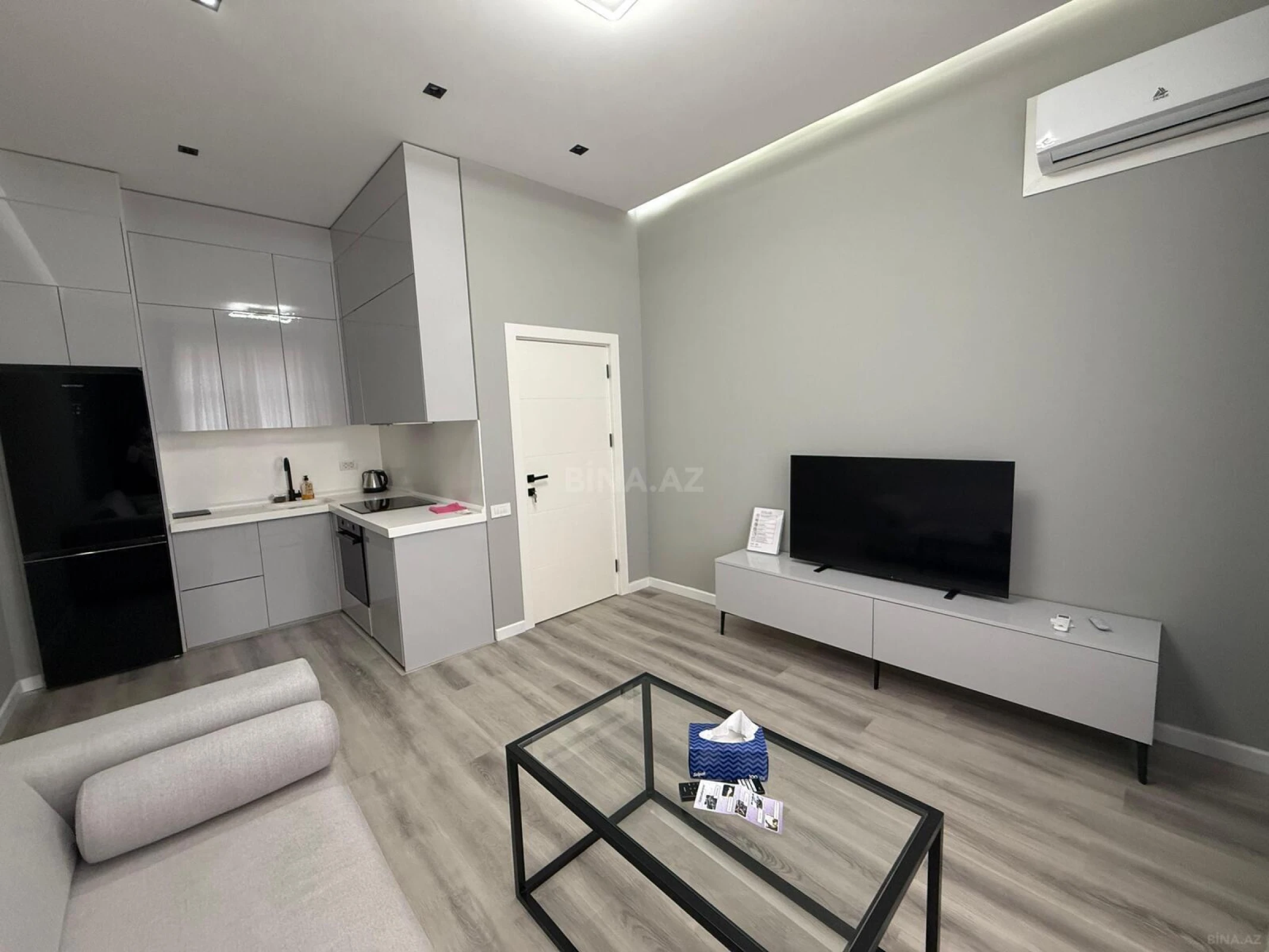 Satılır 2 otaqlı mənzil 52 m²