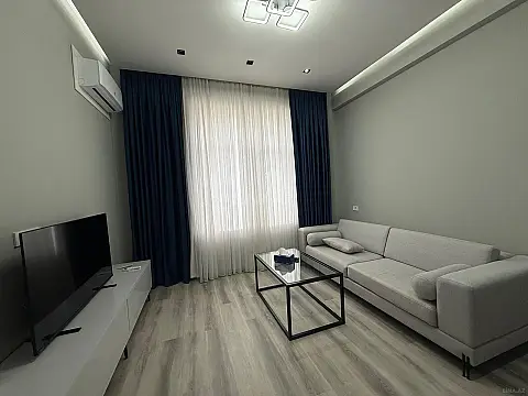Satılır 2 otaqlı mənzil 52 m²