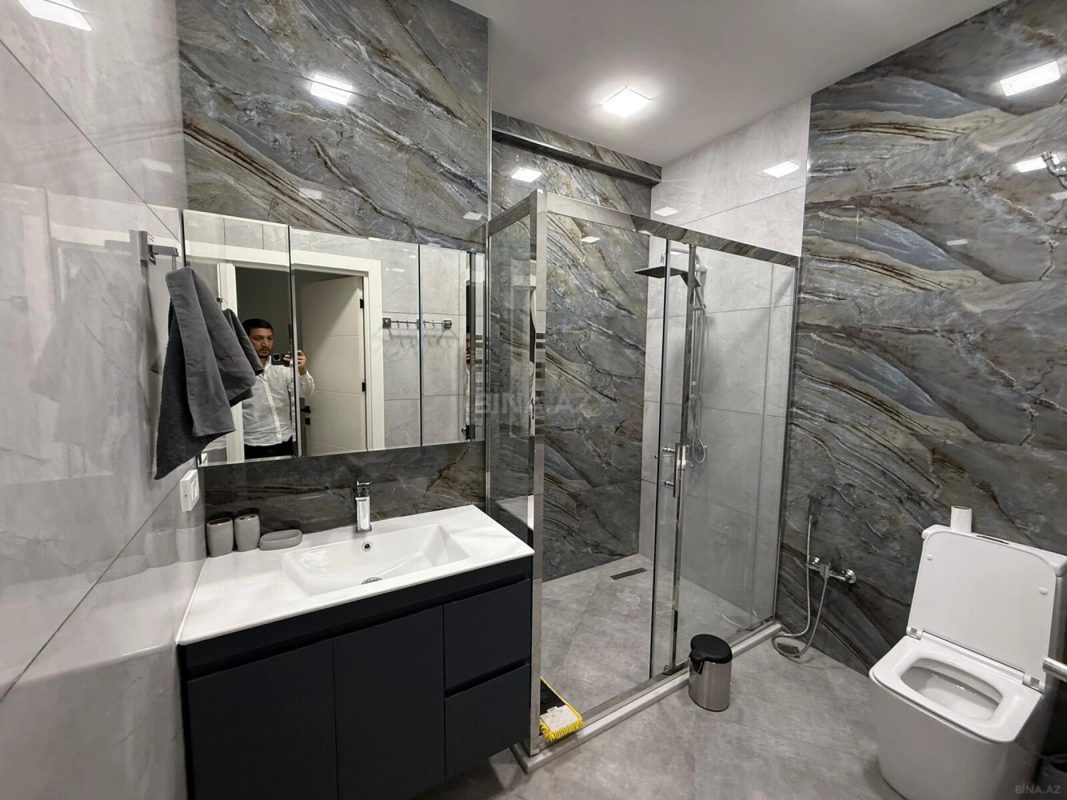 Satılır 2 otaqlı mənzil 52 m²