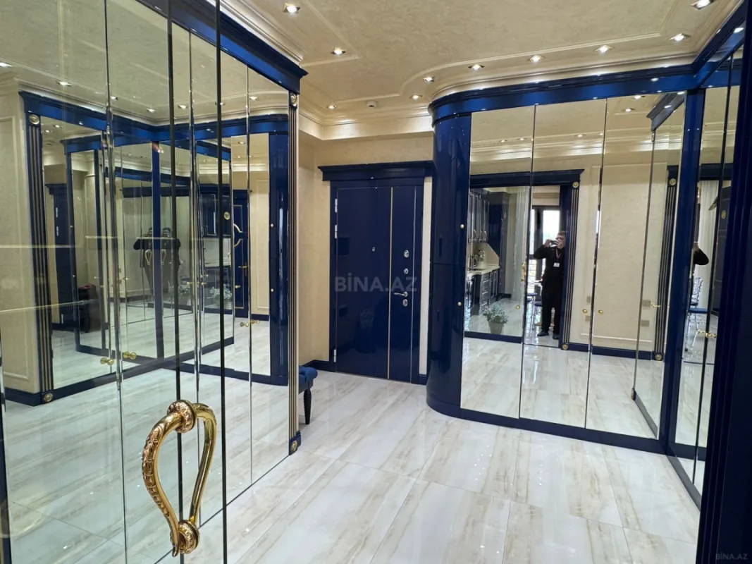 Satılır 3 otaqlı mənzil 120 m²