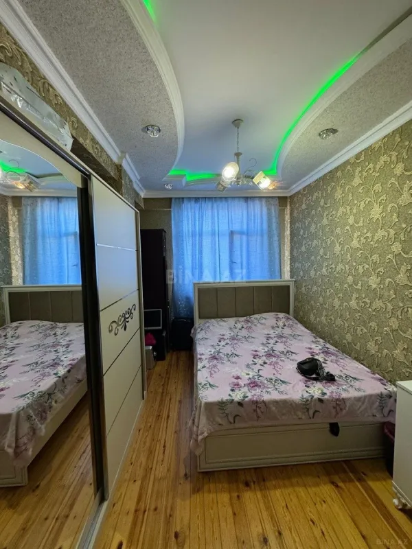 Satılır 2 otaqlı mənzil 52 m²