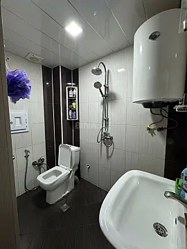 Satılır 2 otaqlı mənzil 52 m²