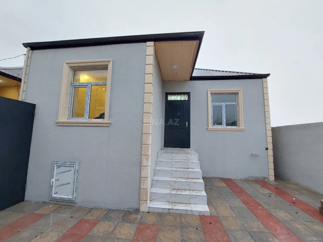 Satılır 3 otaqlı həyət evi 100 m²