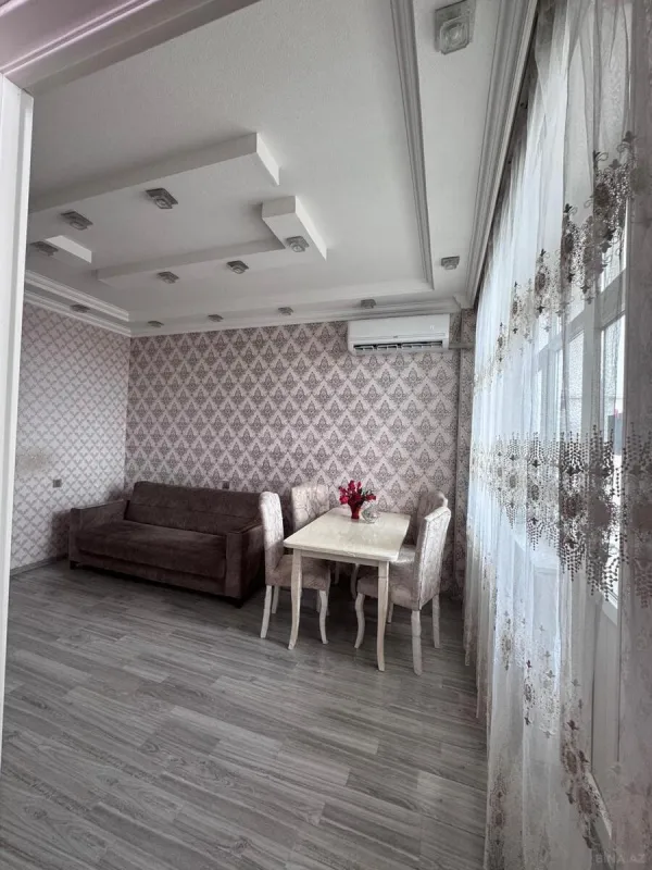 Kirayə verilir 3 otaqlı mənzil 80 m²