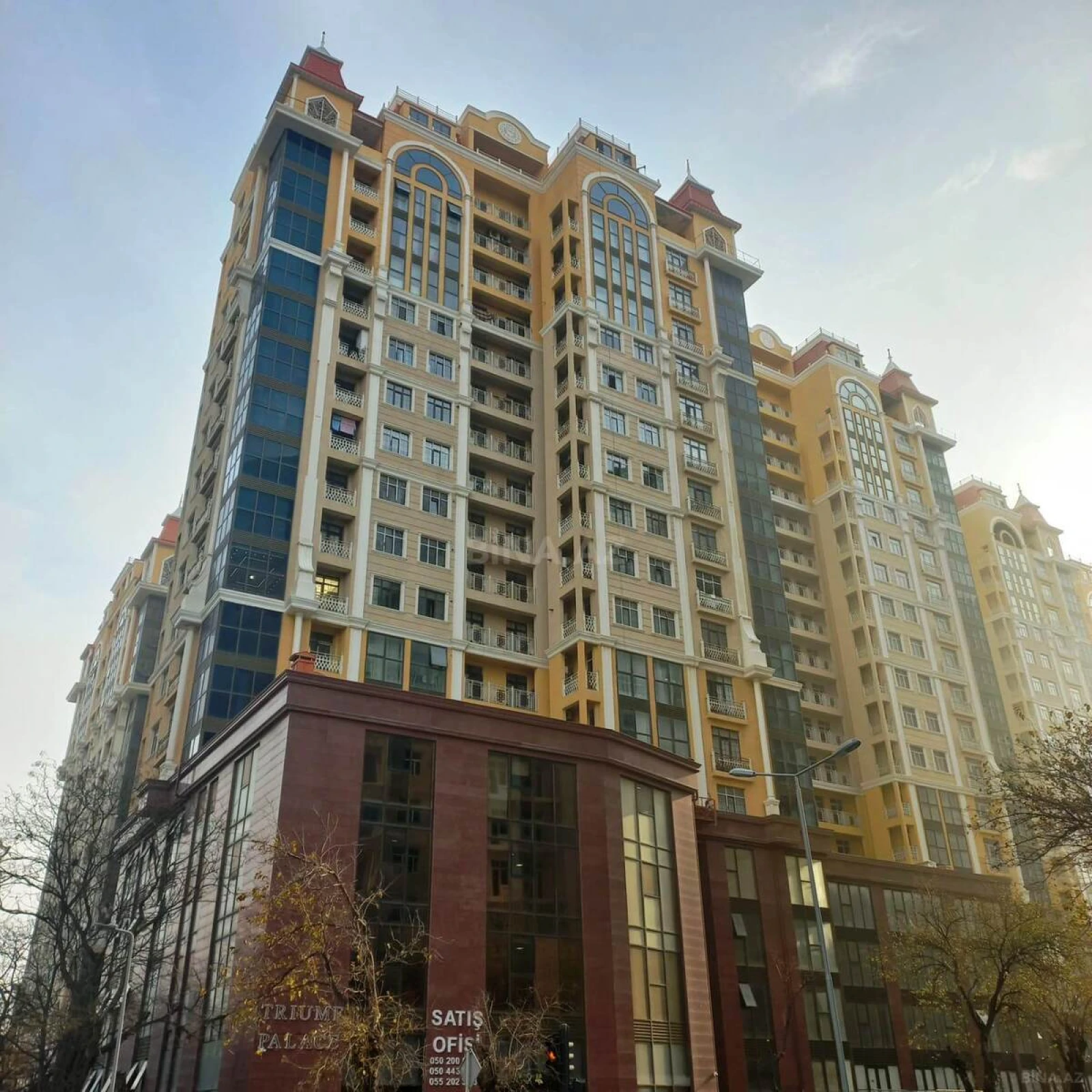 Satılır 3 otaqlı mənzil 113 m²
