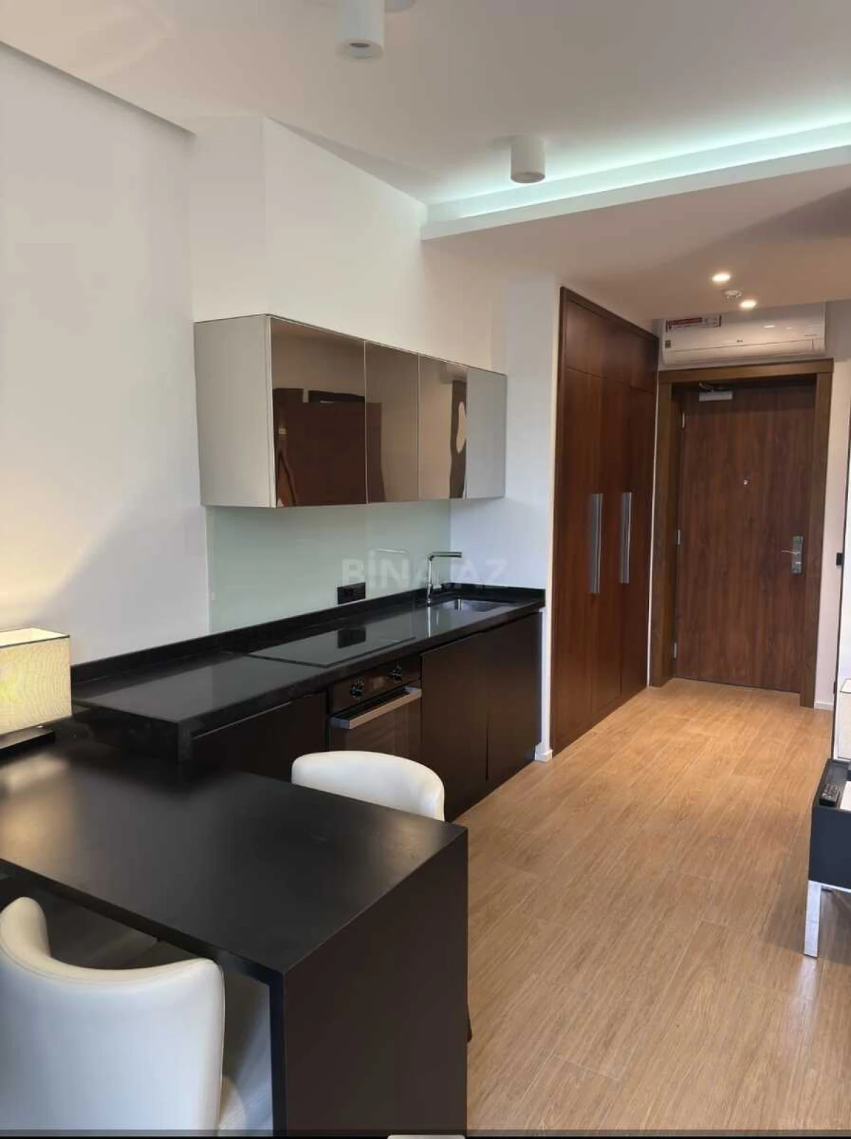 Kirayə verilir 1 otaqlı həyət evi 60 m²
