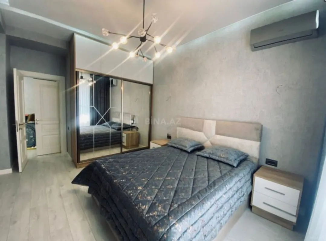 Satılır 2 otaqlı mənzil 65 m²