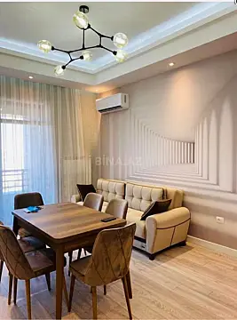 Satılır 2 otaqlı mənzil 65 m²