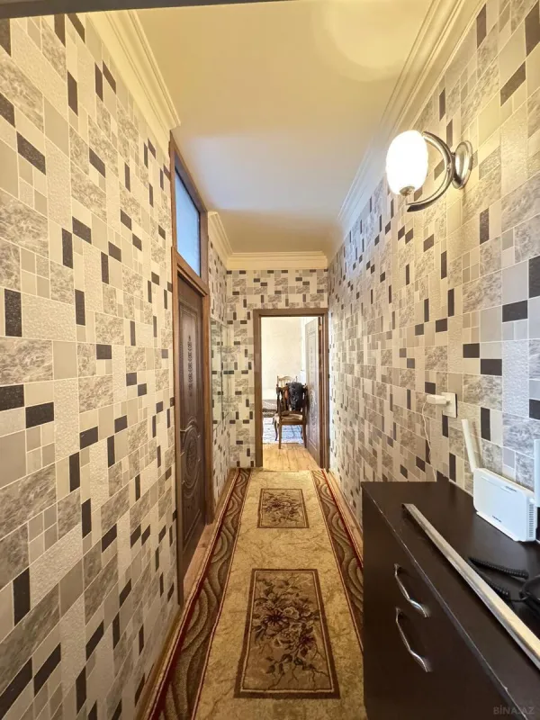 Satılır 2 otaqlı mənzil 60 m²