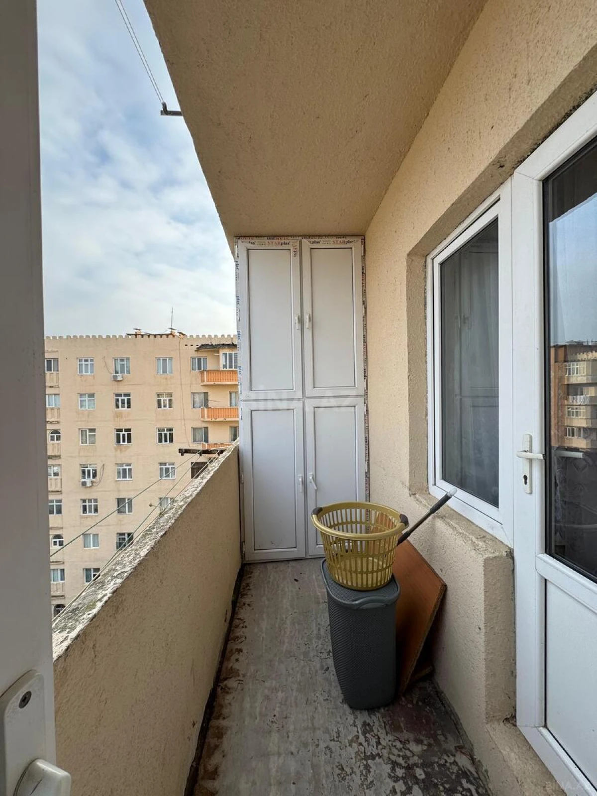 Satılır 2 otaqlı mənzil 60 m²