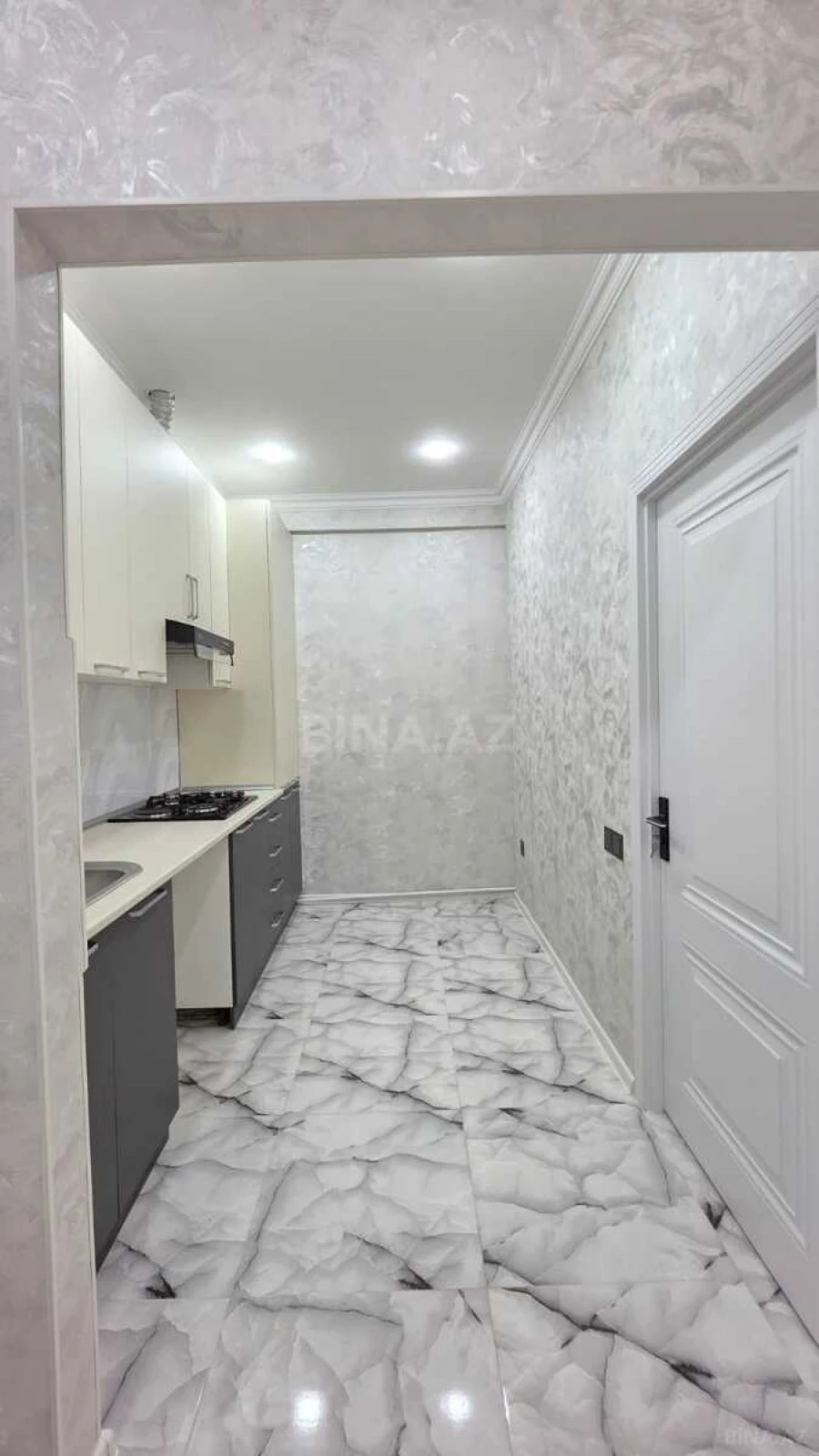Satılır 2 otaqlı mənzil 47 m²
