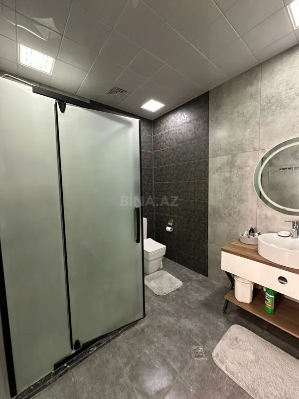 Satılır 10 otaqlı həyət evi 565 m²