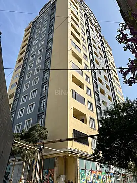 Satılır 3 otaqlı mənzil 126 m²