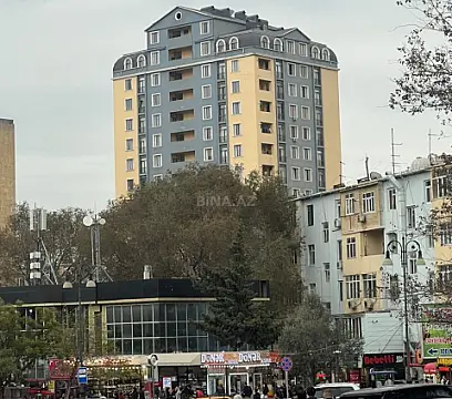 Satılır 3 otaqlı mənzil 126 m²