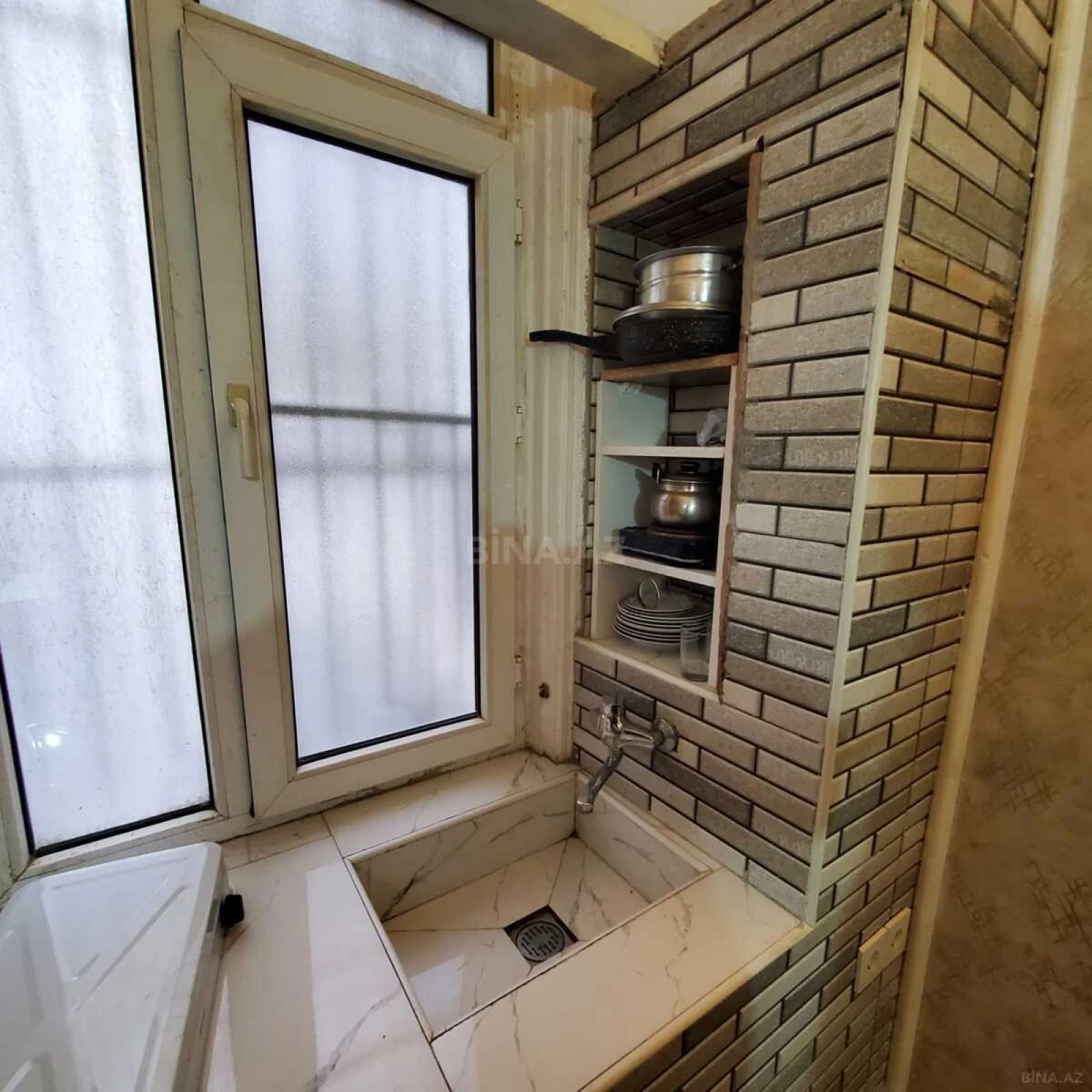 Satılır 1 otaqlı mənzil 18 m²