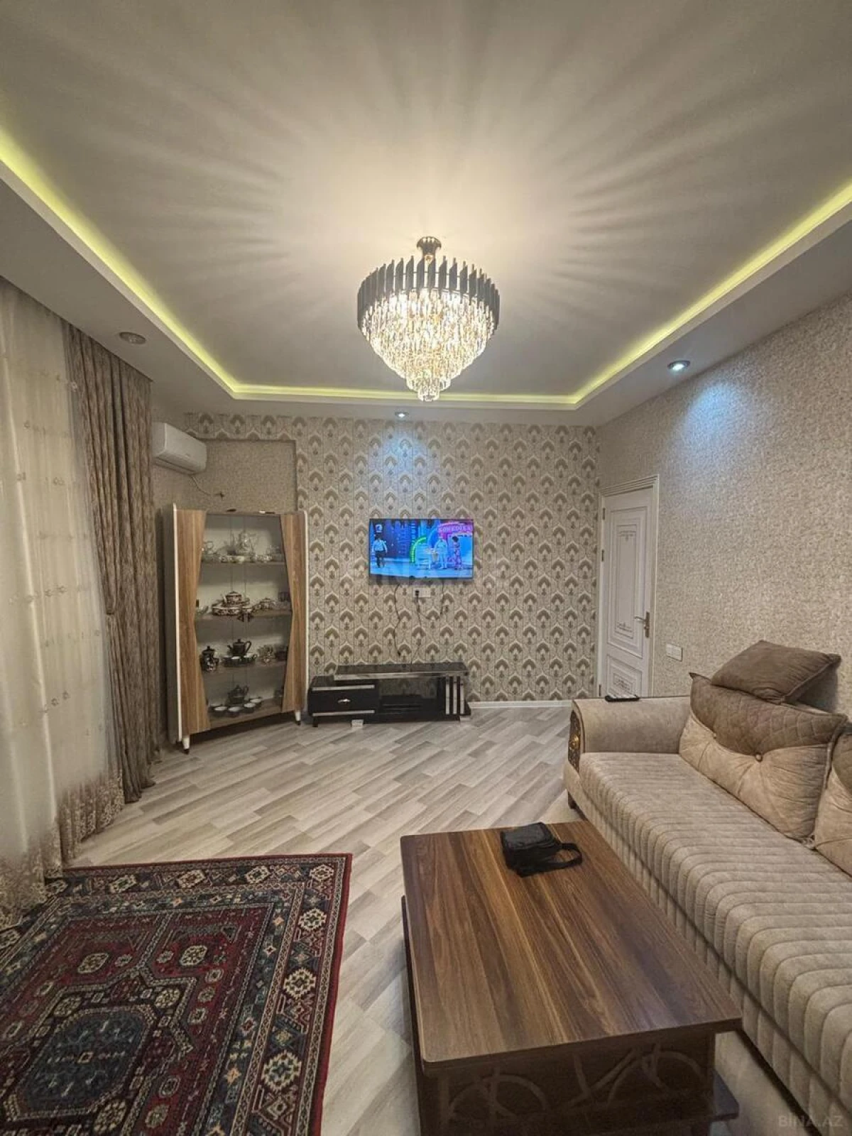 Satılır 2 otaqlı mənzil 64 m²