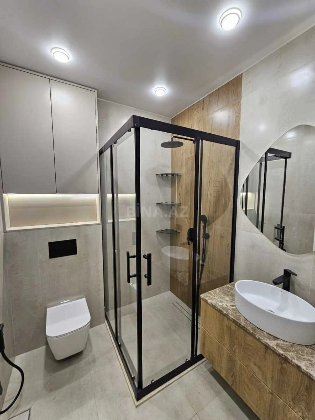 Satılır 3 otaqlı mənzil 105 m²
