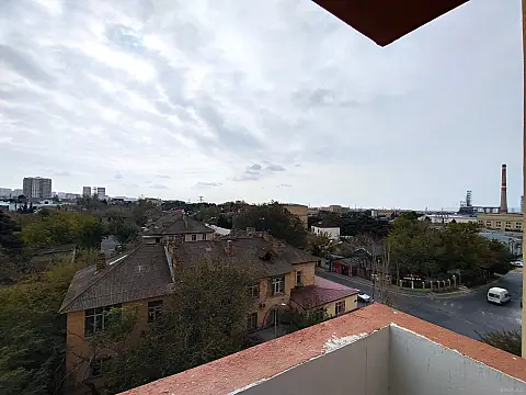 Satılır 3 otaqlı mənzil 115 m²