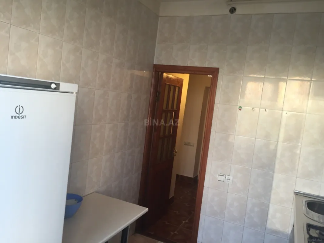 Satılır 4 otaqlı mənzil 100 m²