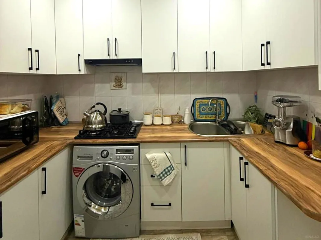 Satılır 2 otaqlı mənzil 60 m²