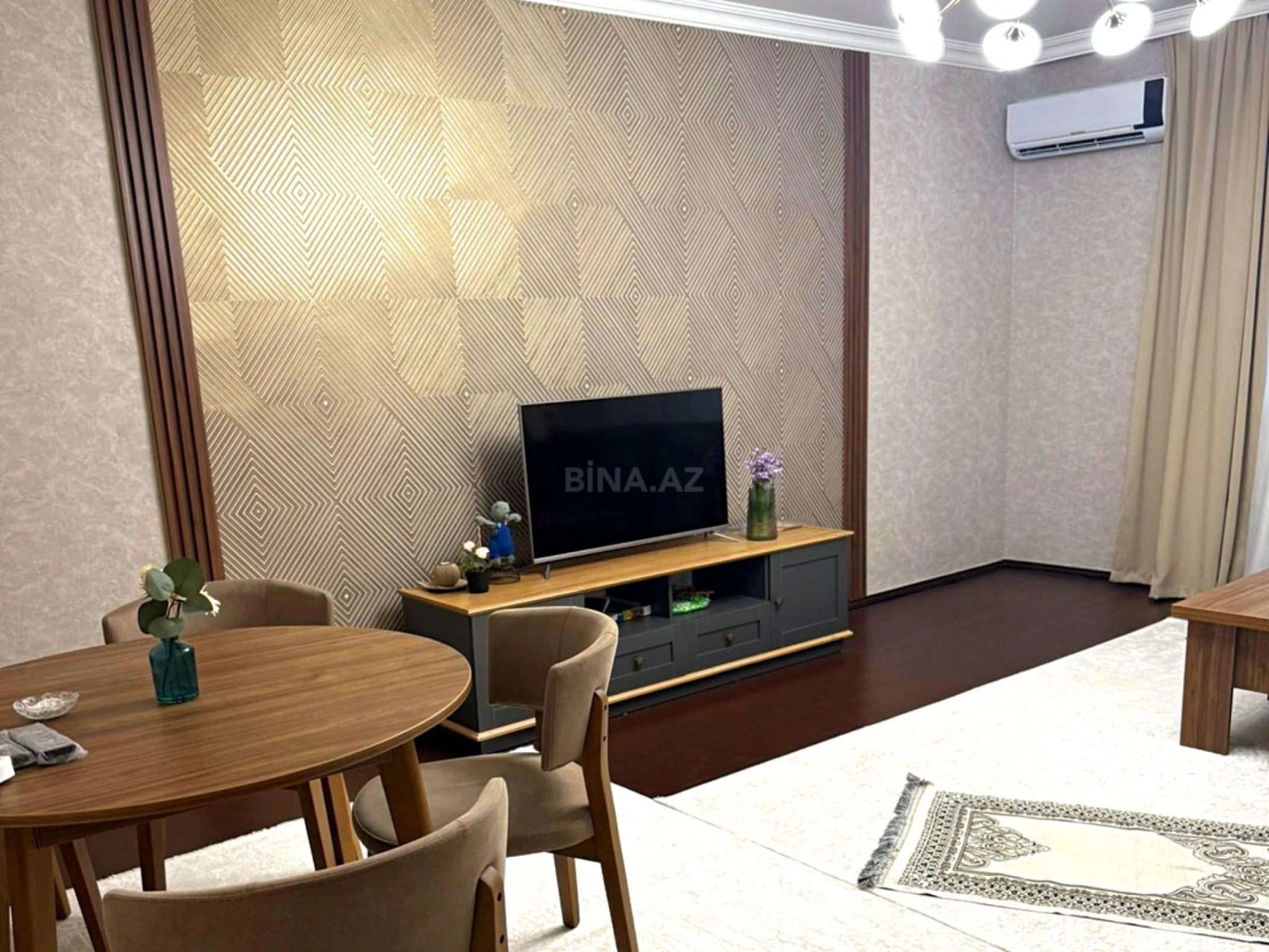 Satılır 2 otaqlı mənzil 60 m²