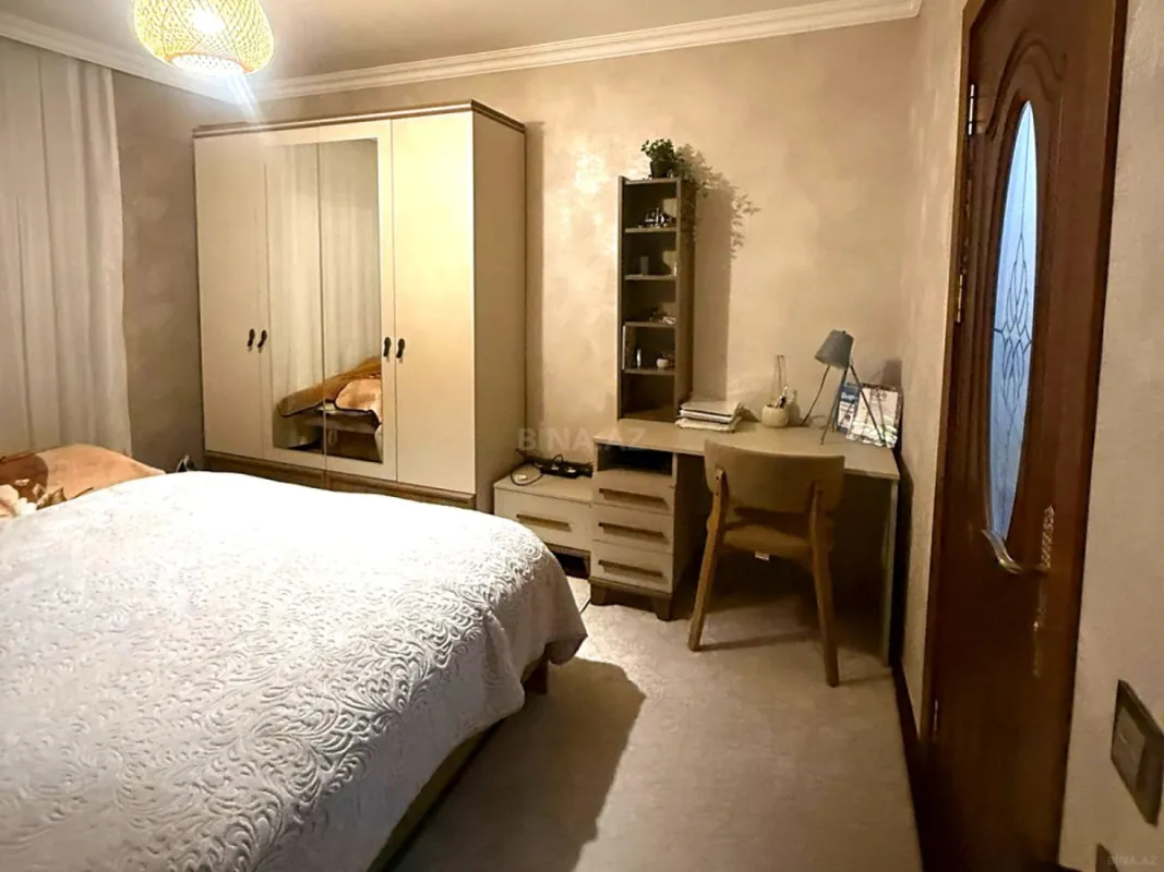 Satılır 2 otaqlı mənzil 60 m²