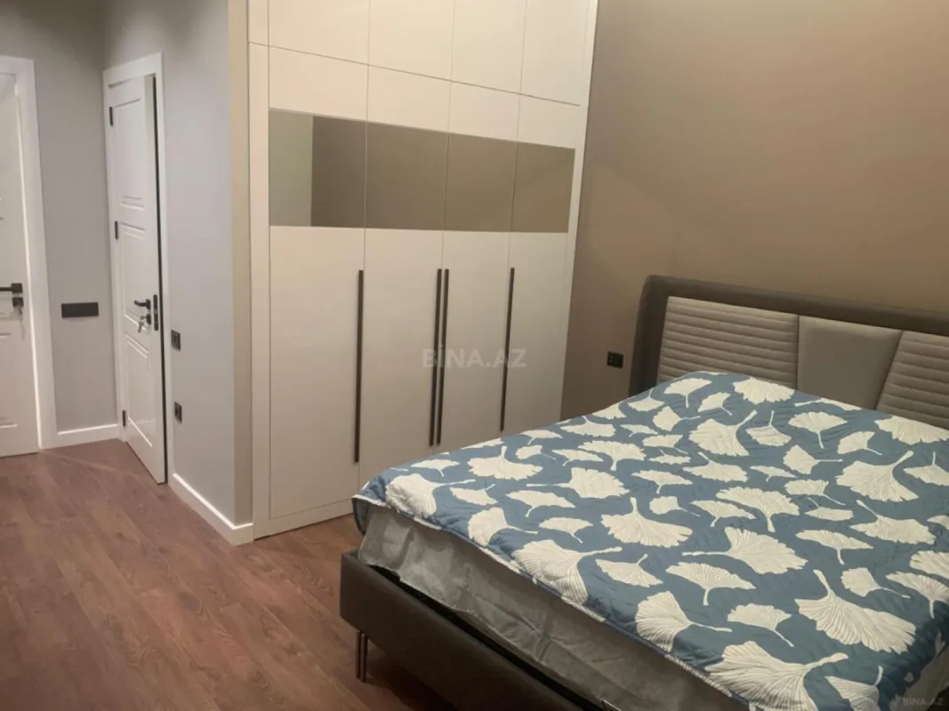 Kirayə verilir 3 otaqlı mənzil 150 m²