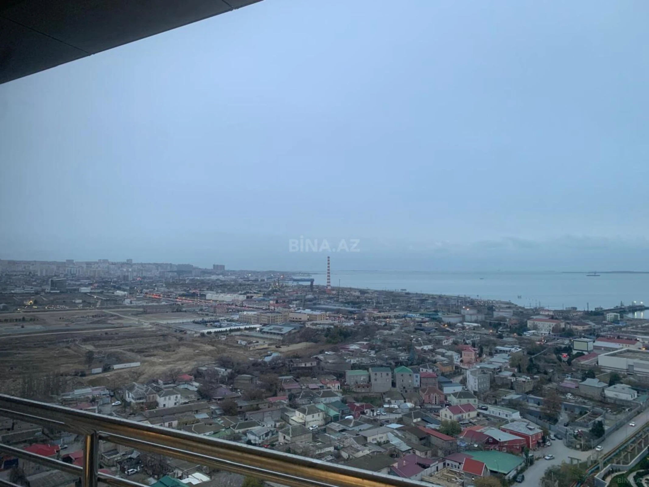 Kirayə verilir 3 otaqlı mənzil 150 m²