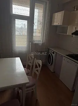 Kirayə verilir 2 otaqlı mənzil 65 m²