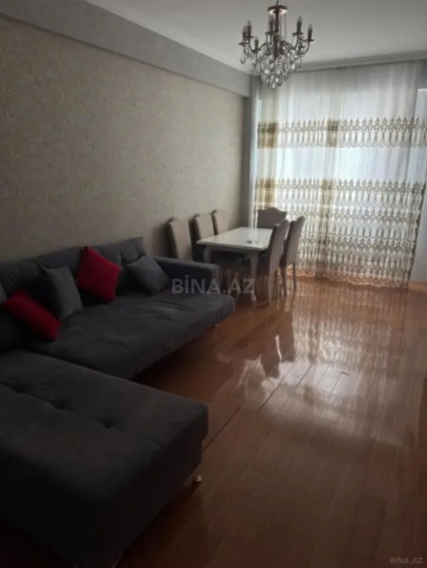 Kirayə verilir 2 otaqlı mənzil 65 m²