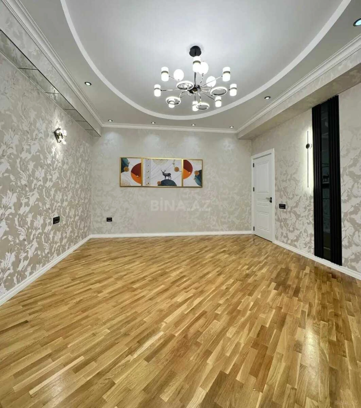 Satılır 3 otaqlı mənzil 134 m²