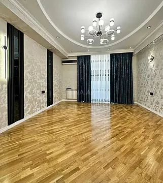 Satılır 3 otaqlı mənzil 134 m²
