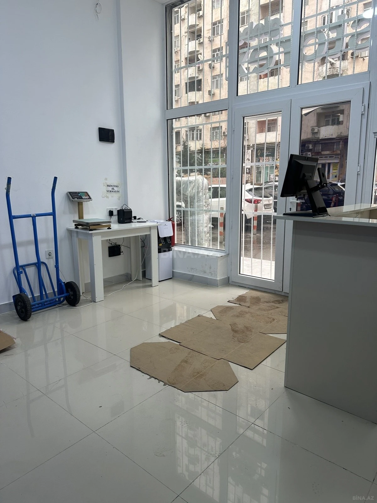 Satılır obyekt 47 m²