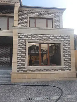 Satılır 6 otaqlı həyət evi 250 m²