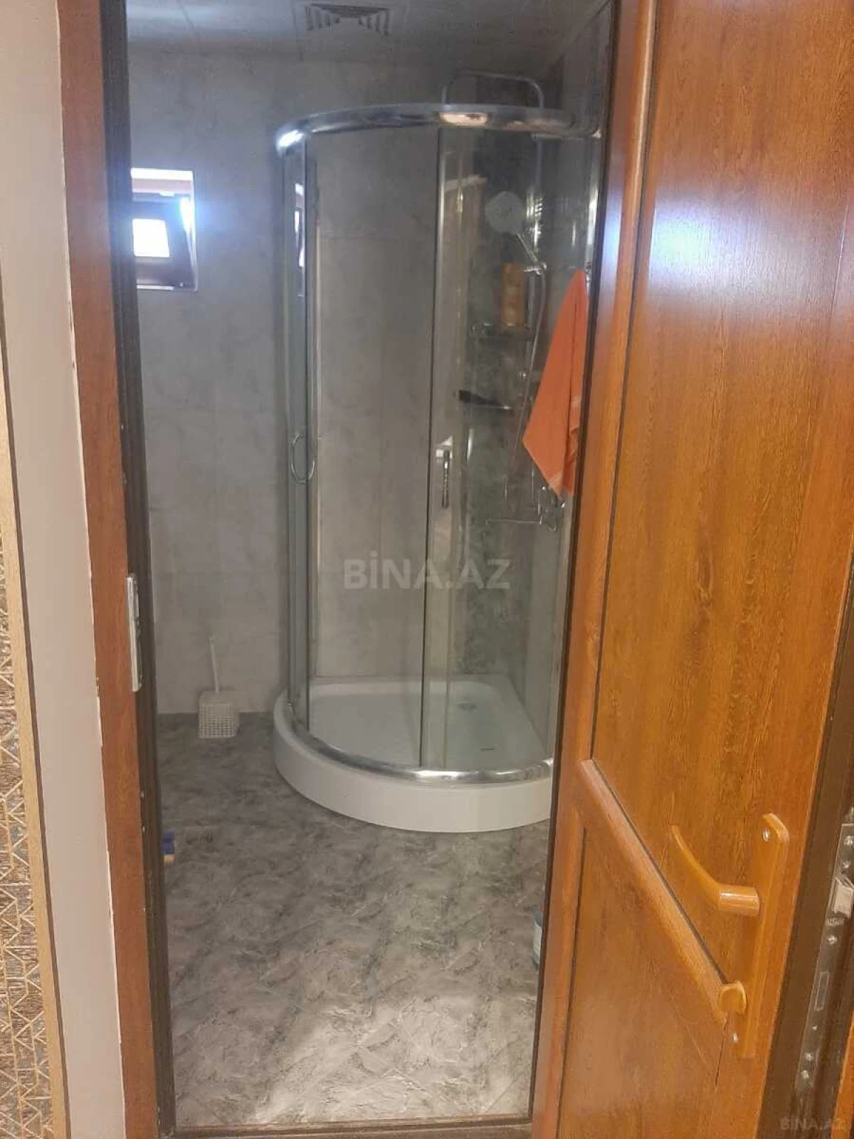 Satılır 6 otaqlı həyət evi 250 m²