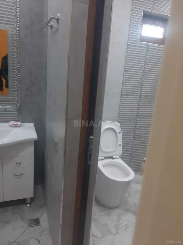 Satılır 6 otaqlı həyət evi 250 m²
