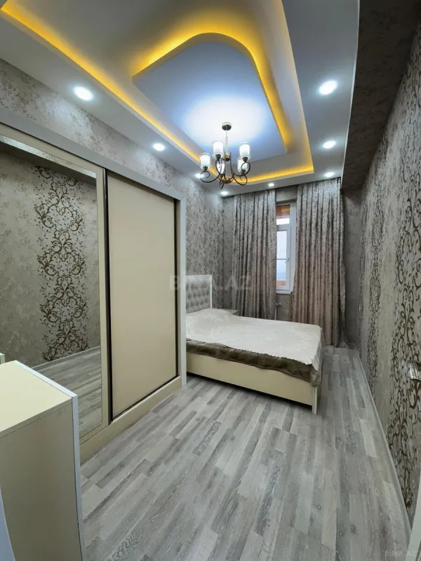 Satılır 2 otaqlı mənzil 65 m²
