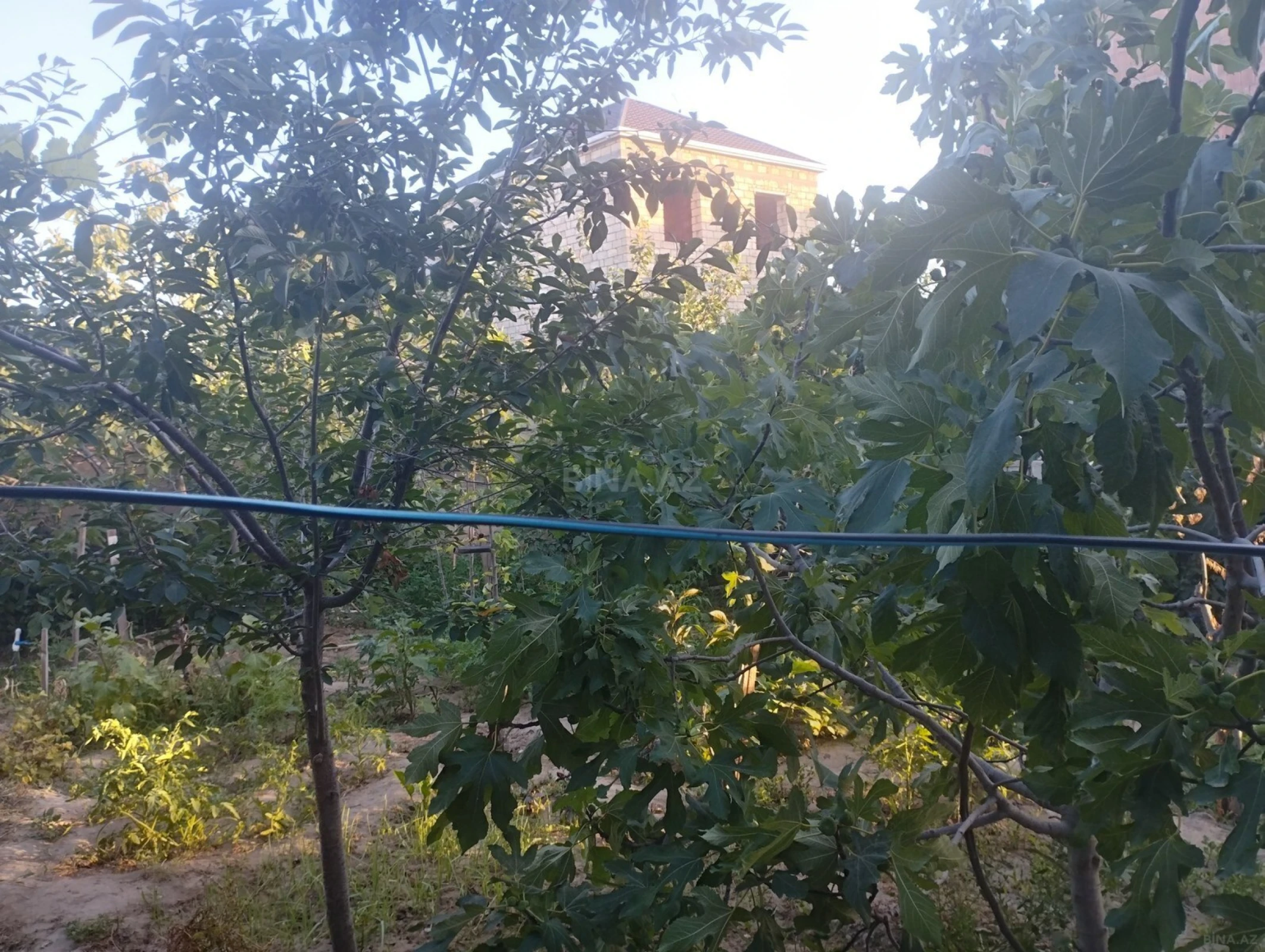 Satılır 6 otaqlı həyət evi 240 m²