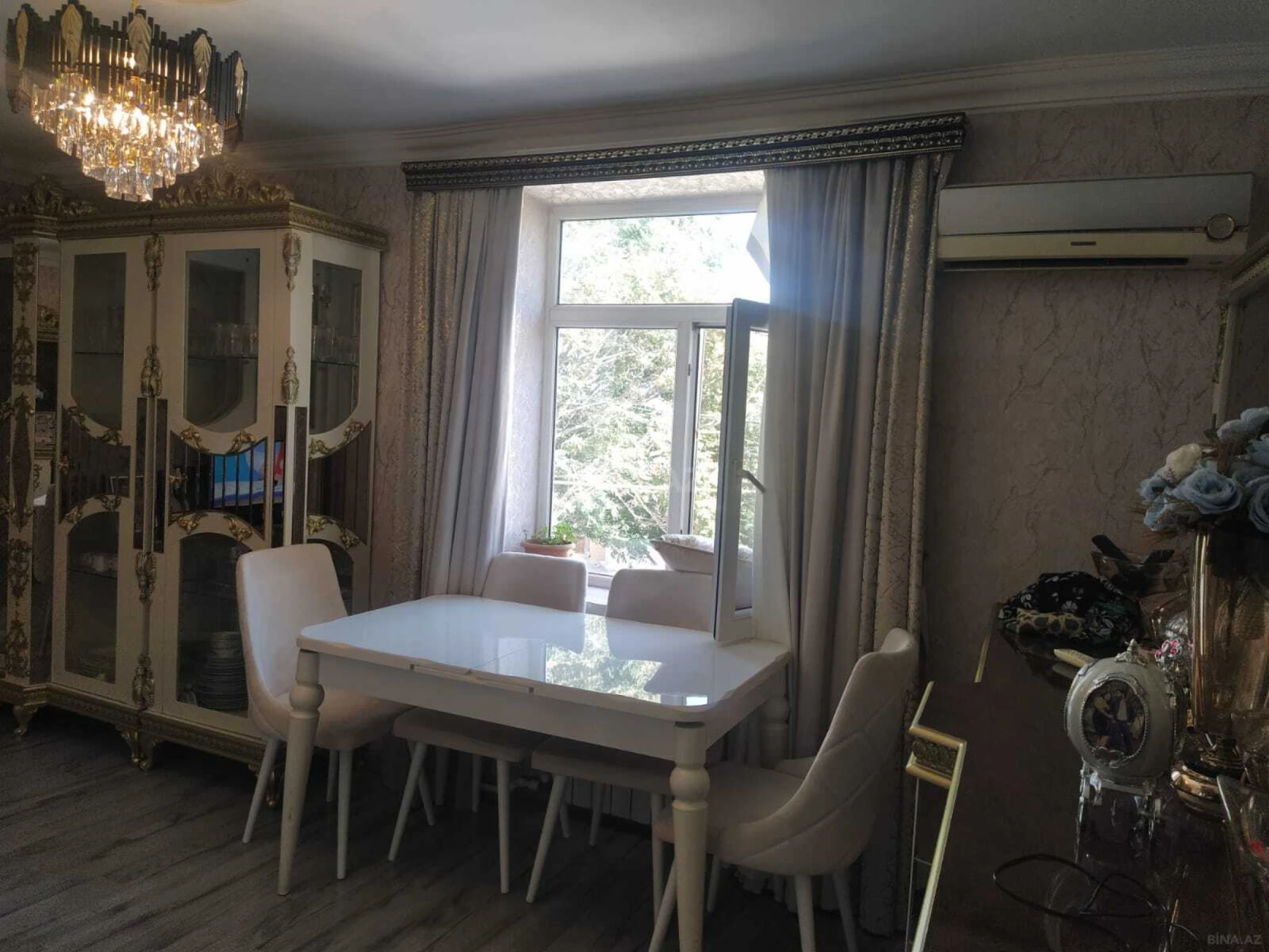 Satılır 2 otaqlı mənzil 55 m²