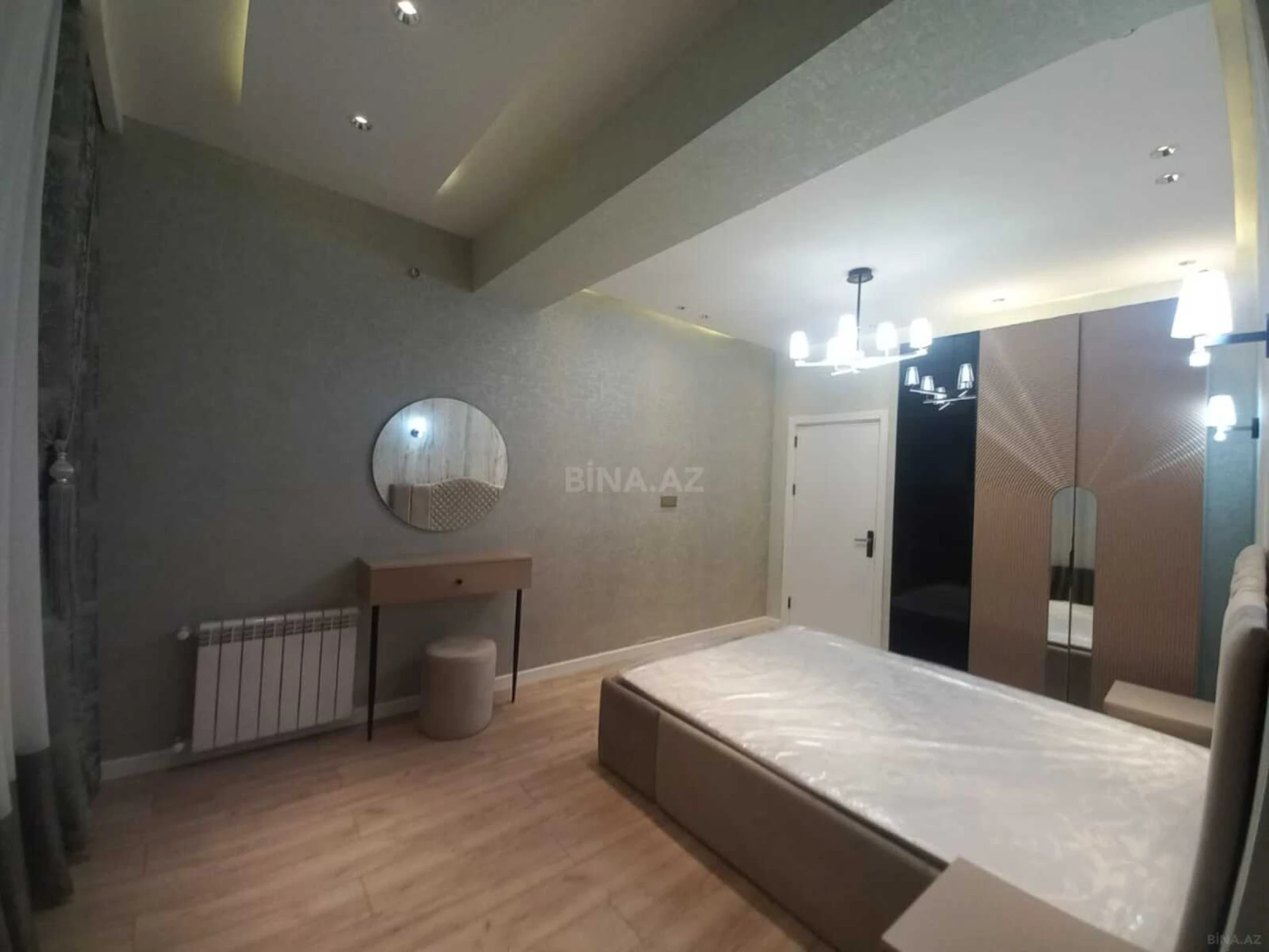 Satılır 2 otaqlı mənzil 85 m²