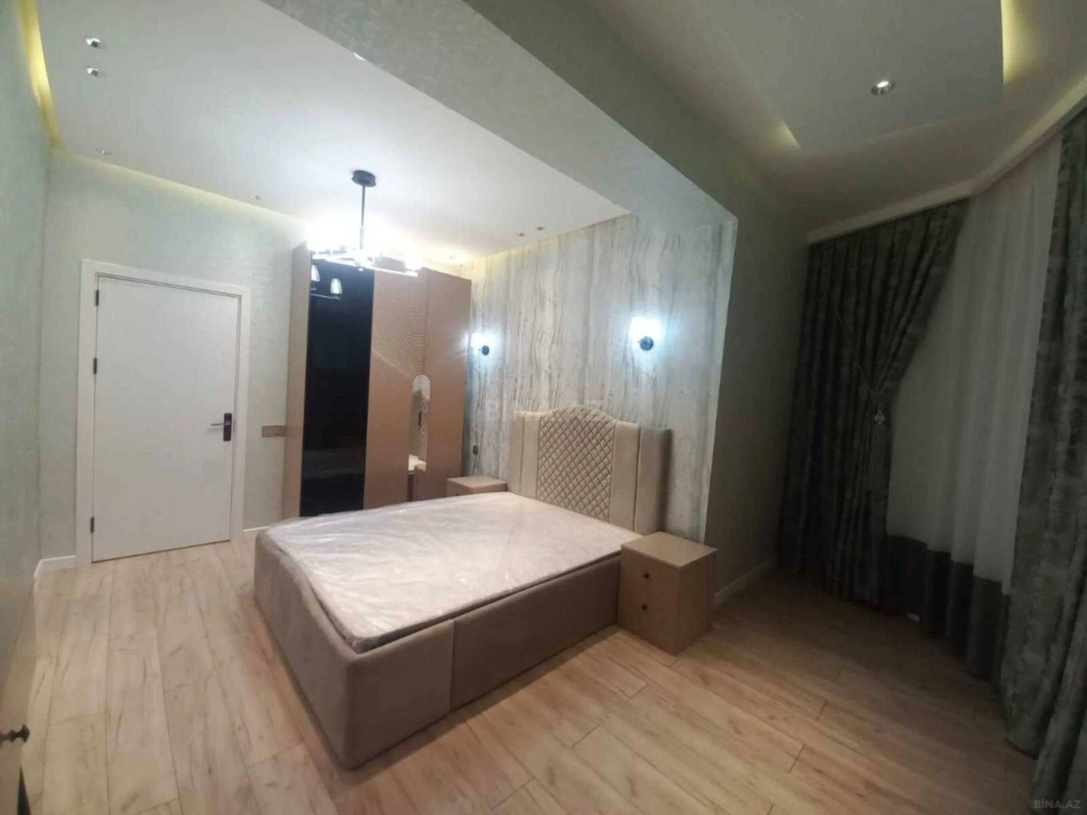 Satılır 2 otaqlı mənzil 85 m²
