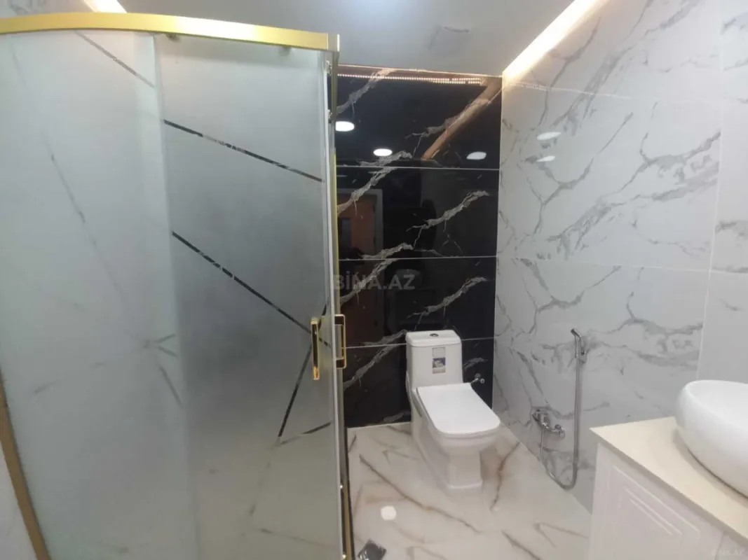 Satılır 2 otaqlı mənzil 85 m²