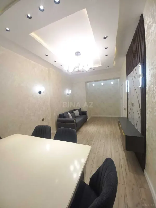 Satılır 2 otaqlı mənzil 85 m²