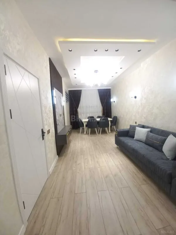Satılır 2 otaqlı mənzil 85 m²